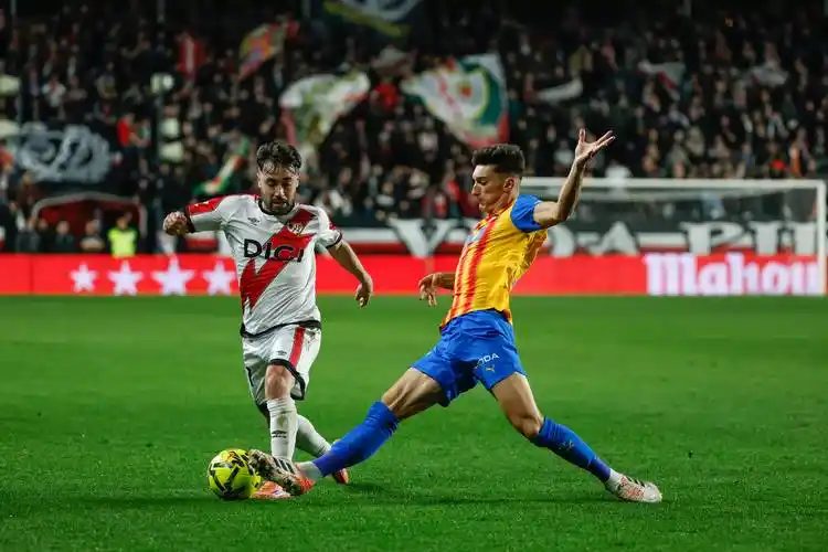 美洲杯：秘鲁 VS 乌拉圭